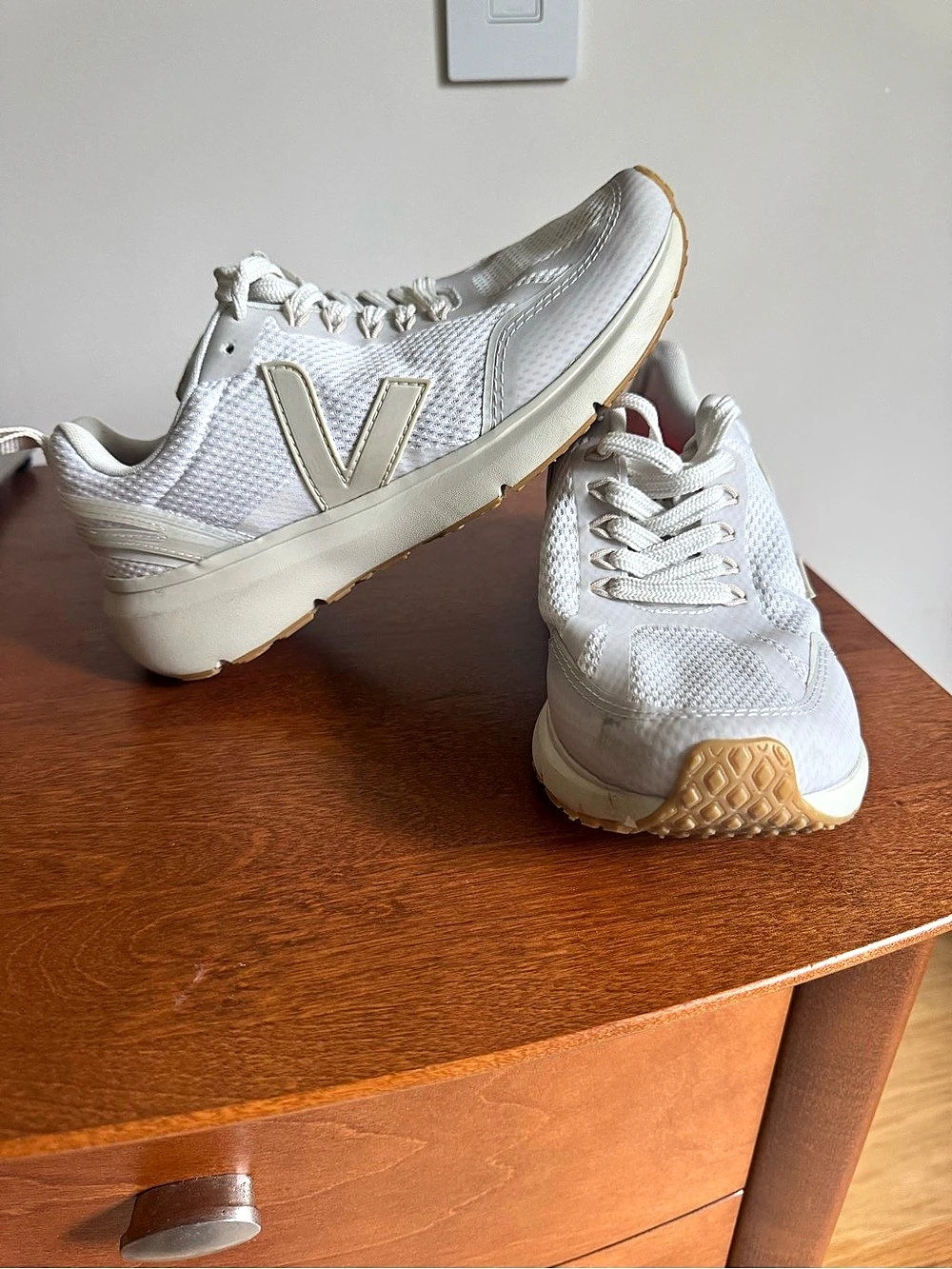 Veja Condor 2 Alveomesh Sneakers - White Pierre